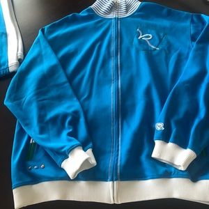 Rocawear sweatsuit. Turquoise in color. Like new